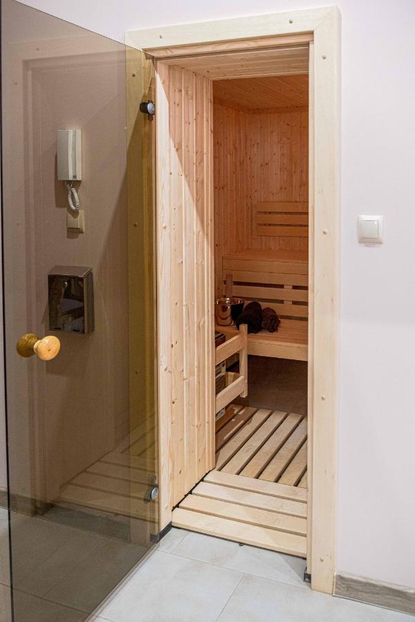 Stawowa Premium Apartment - 69 M2 With Sauna And Private Garage Cracóvia Exterior foto